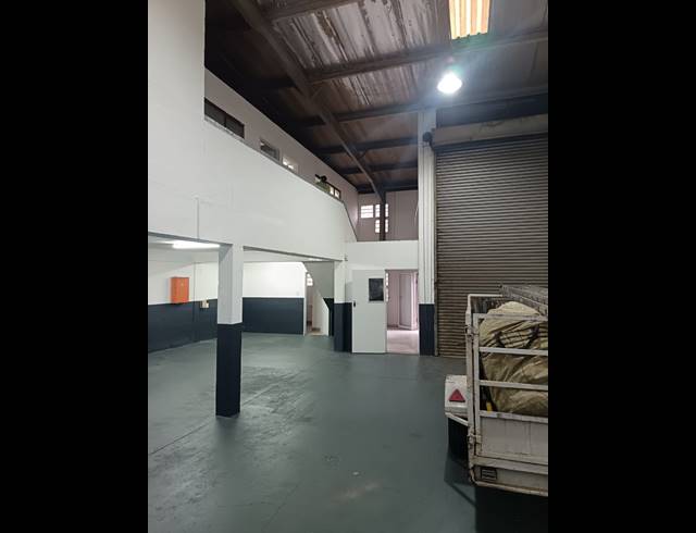 191M² MINI FACTORY TO LET IN SPRINGFIELD PARK